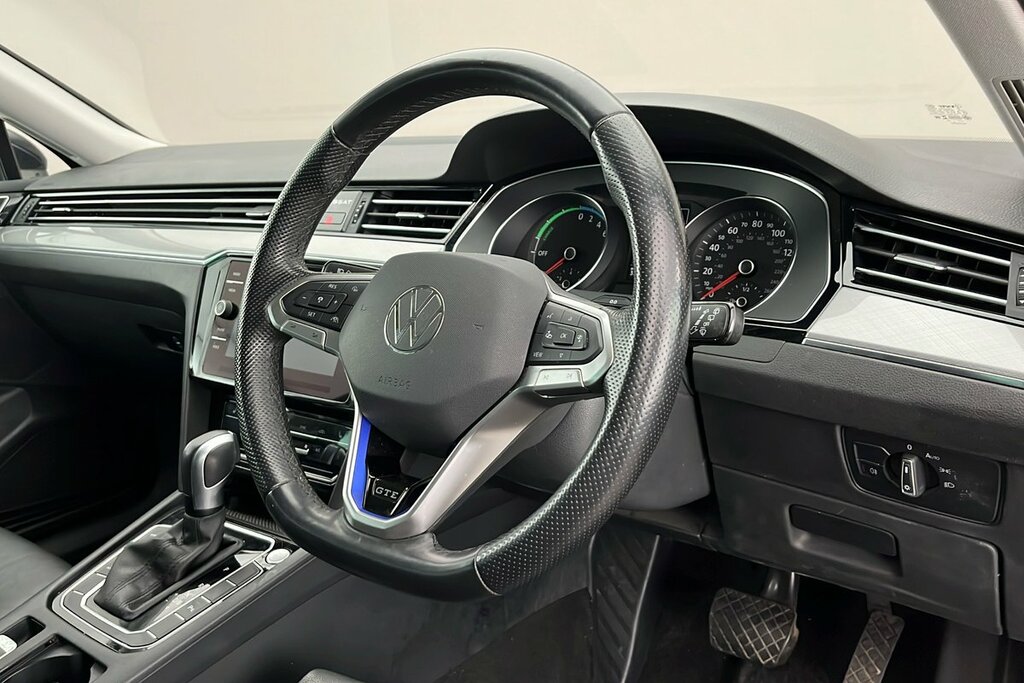 Volkswagen Passat Gte 1.4 Tsi 218Ps 6-Speed Dsg Black #6