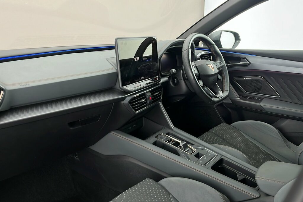 Cupra Leon Hatch Vz3 2.0 Tsi 300 7-Speed Grey #2