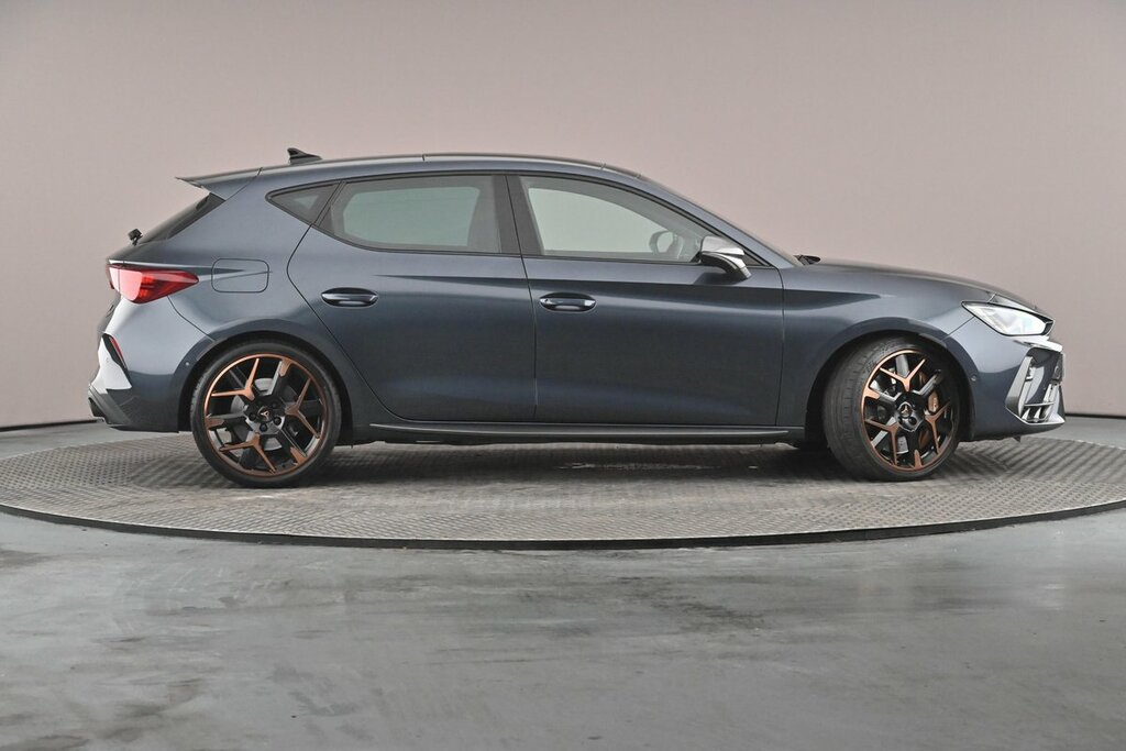 Cupra Leon Hatch Vz3 2.0 Tsi 300 7-Speed Grey #4