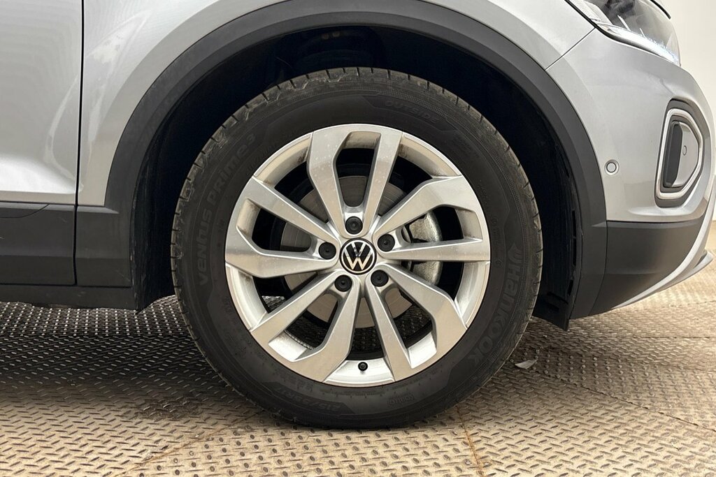 Volkswagen T-Roc Match 1.5 Tsi 150Ps 6-Speed Silver #5