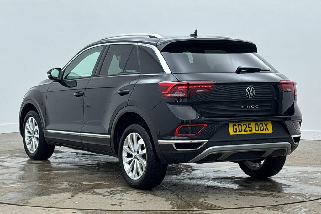 Volkswagen T-Roc Style 2.0 Tdi 150Ps 7-Speed Dsg Black #3