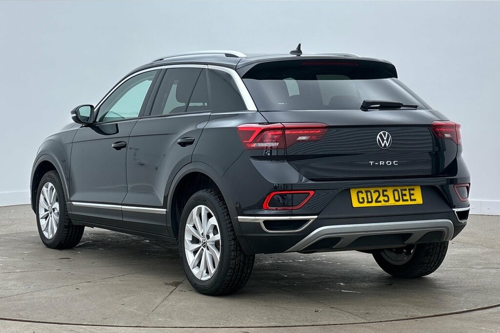 Volkswagen T-Roc Style 2.0 Tdi 150Ps 7-Speed Dsg Black #3