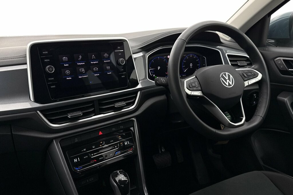 Volkswagen T-Roc Style 2.0 Tdi 150Ps 7-Speed Dsg Blue #2