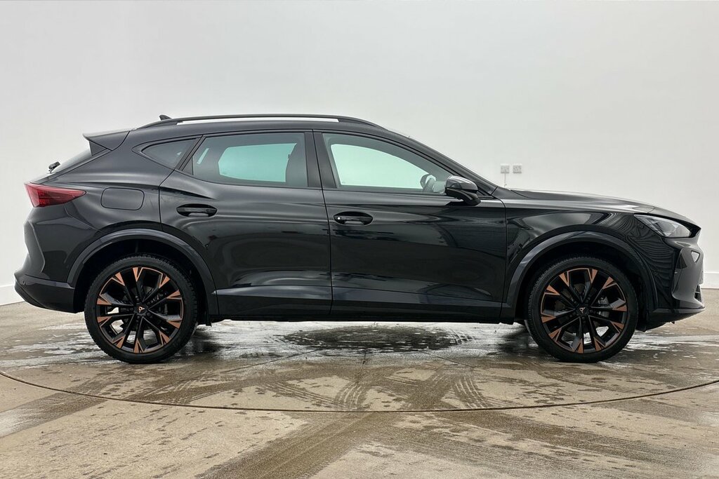 Cupra Formentor V3 1.5 Etsi 150 7-Speed Black #4
