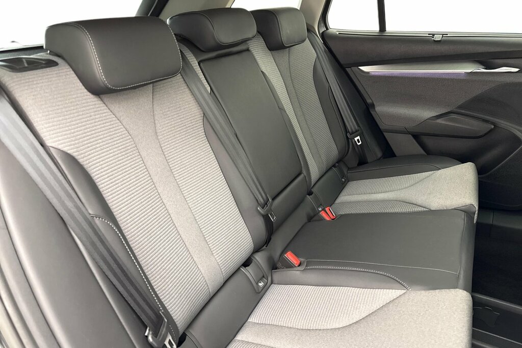 Skoda ENYAQ Edition Blue #9