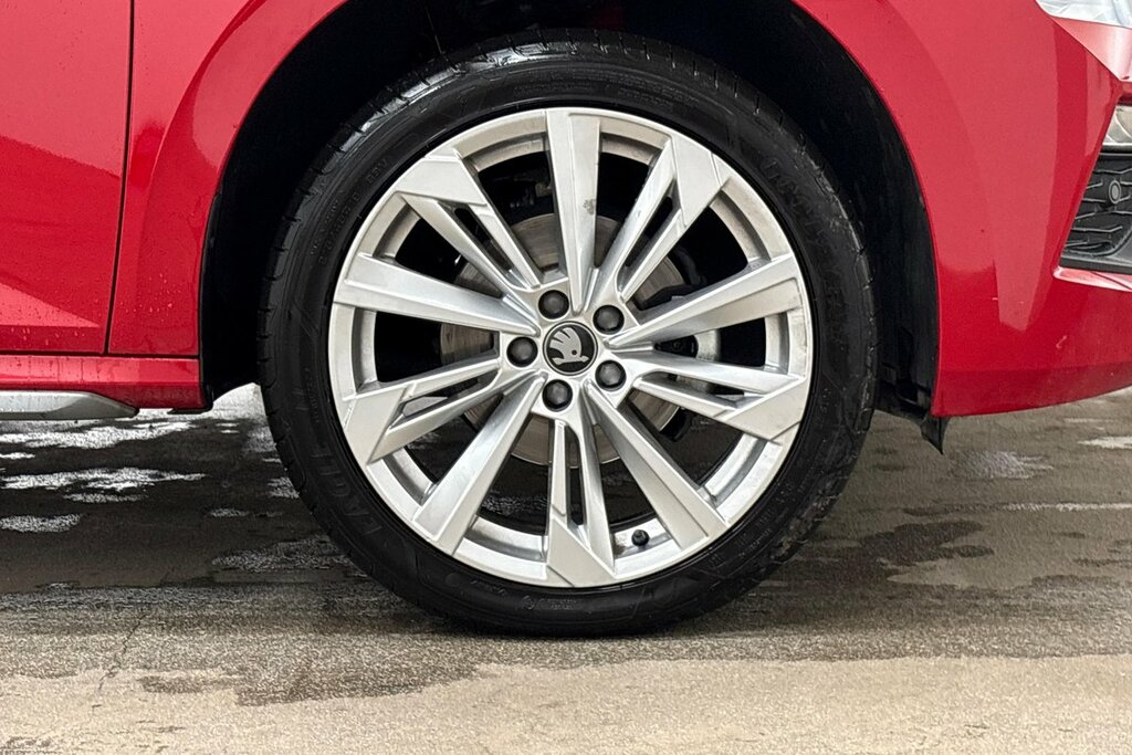 Skoda Kamiq Se L Edition 1.5 Tsi 150 Ps Dsg Red #5
