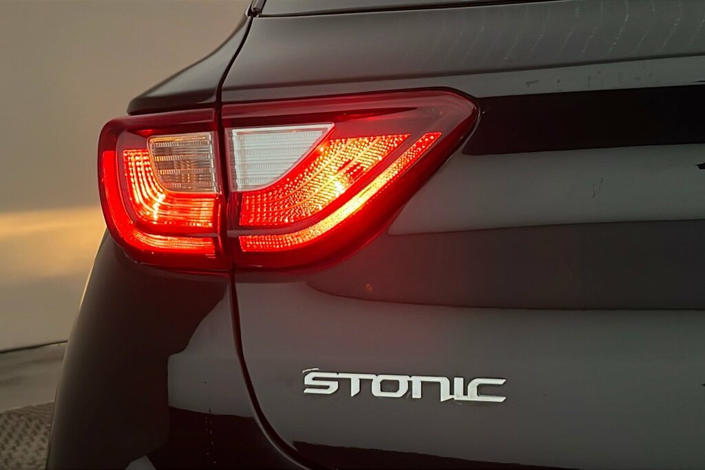 Kia Stonic 1.0T Gdi 98 Gt-line Black #27