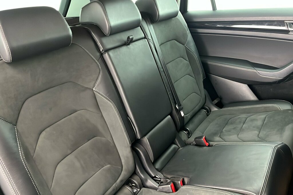 Skoda Kodiaq Black #10