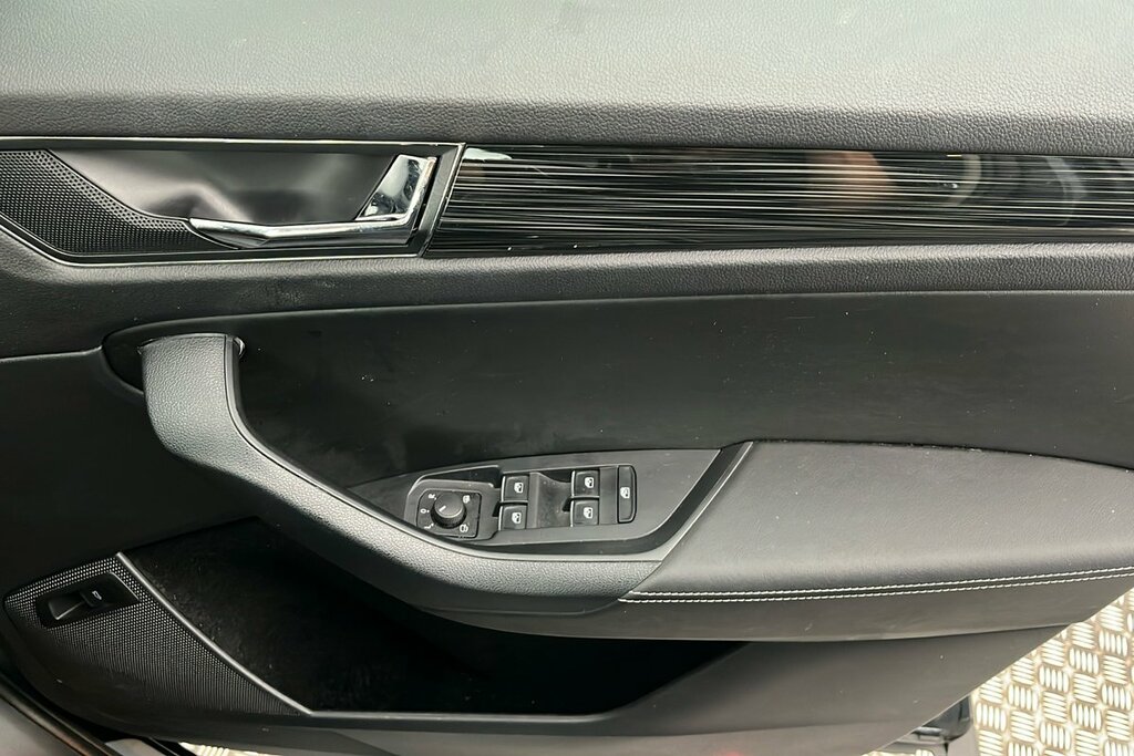 Skoda Kodiaq Black #23
