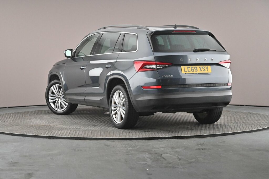 Skoda Kodiaq Se L 7 Seats 1.5 Tsi 150 Ps Dsg Grey #3