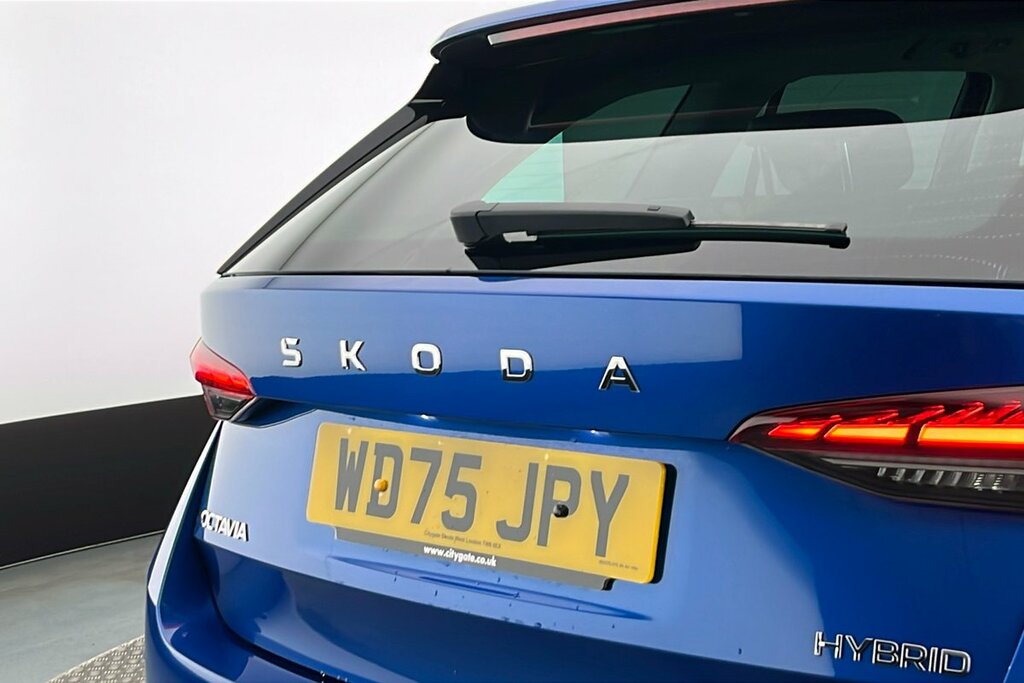 Skoda Octavia 1.5 Tsi E-tec Mhev Act Sportline Hatchback Pet Blue #25