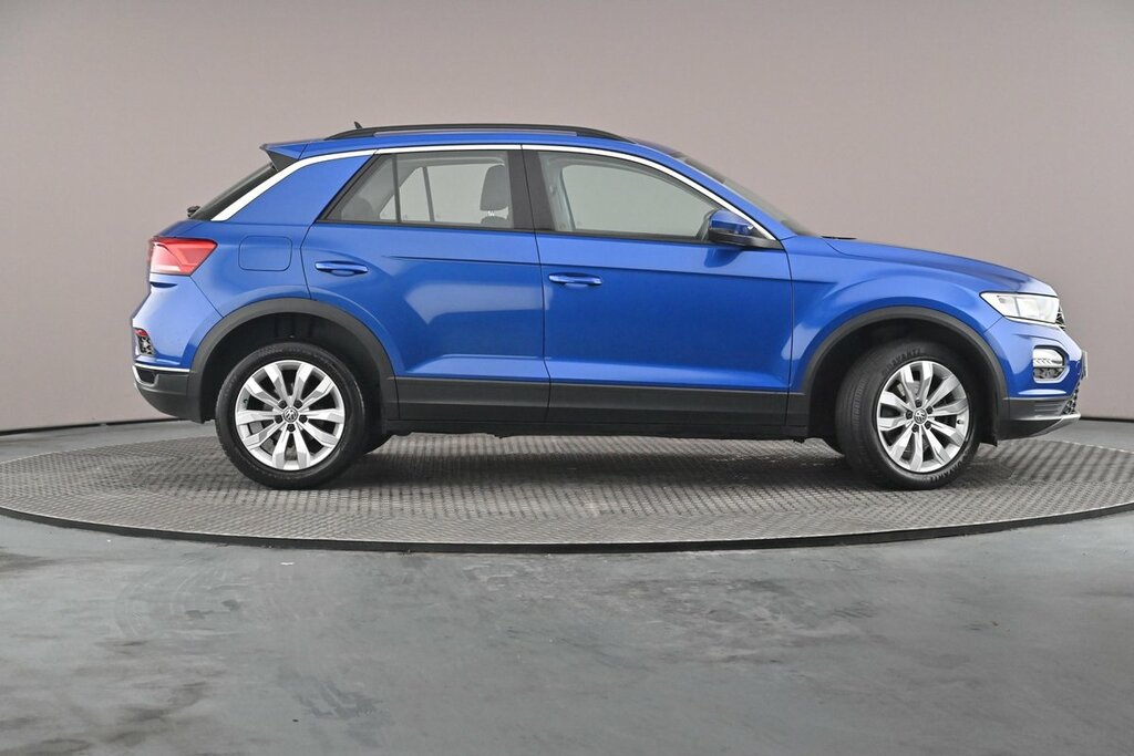 Volkswagen T-Roc Se 1.5 Tsi 150Ps Evo 6-Speed Blue #4