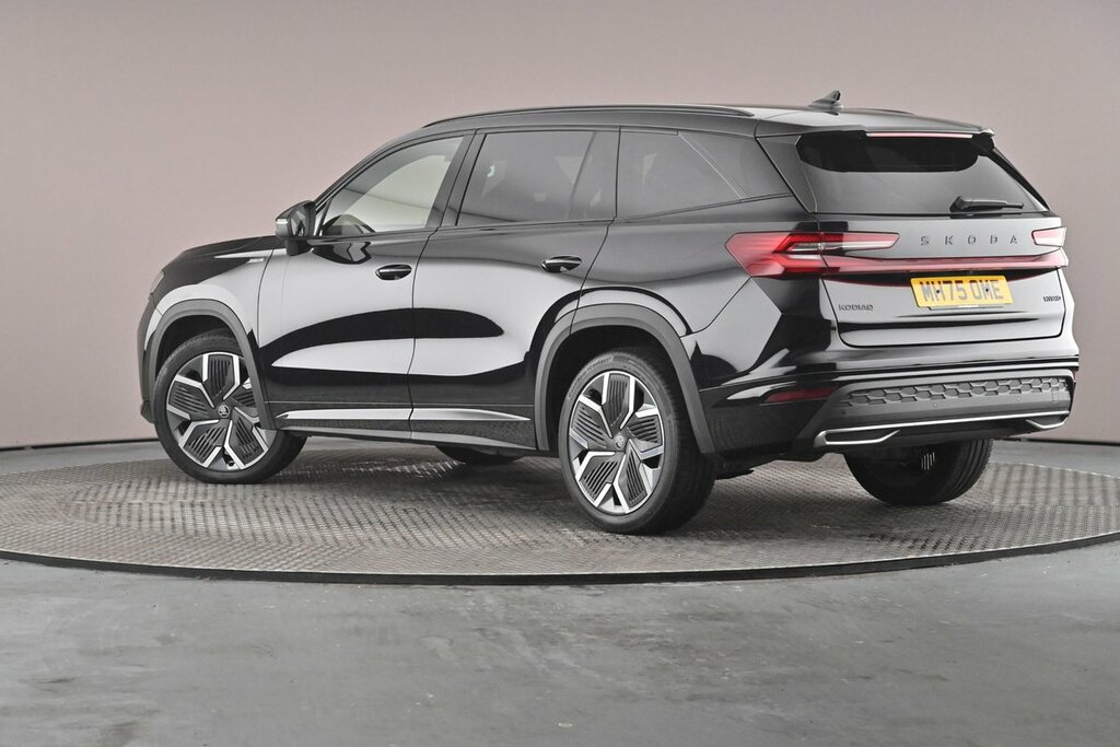 Skoda Kodiaq Sportline 7 Seats 1.5 Tsi E-tec 150 Ps Dsg Black #3