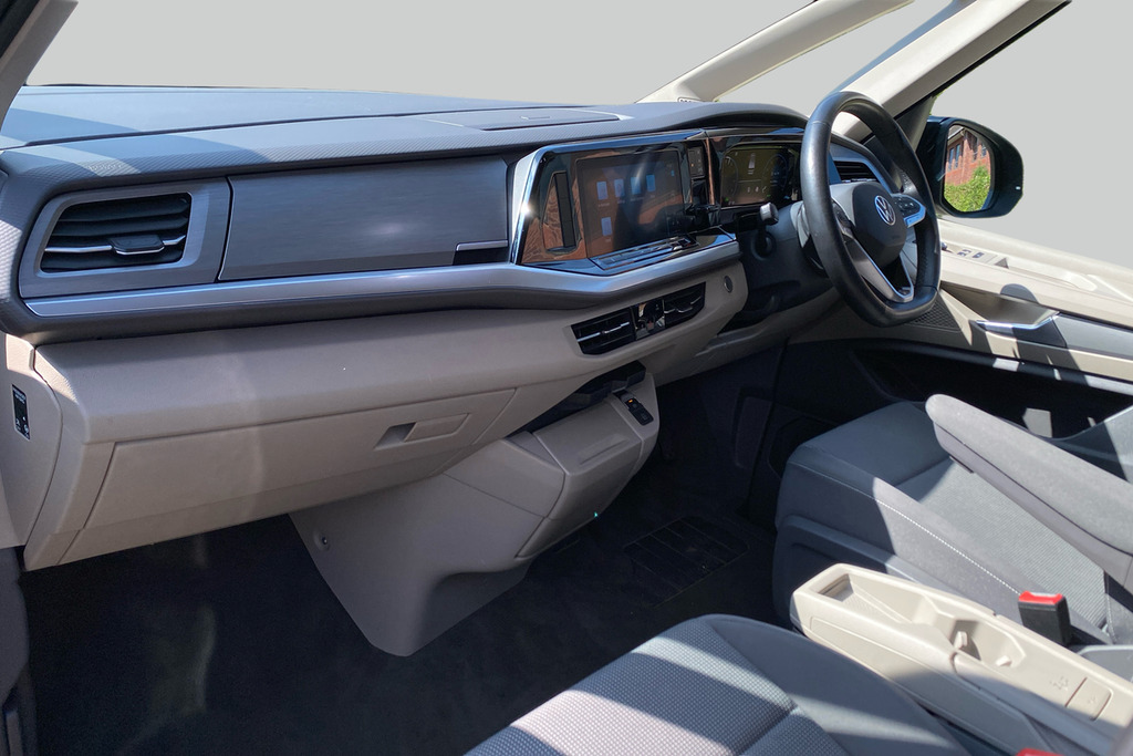 Volkswagen Multivan Life Long 218 Ps 1.4 Ehybrid 6-Speed Dsg GF74NMK Blue #2