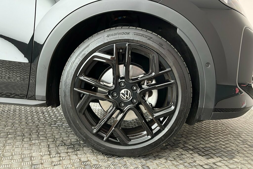 Volkswagen T-Roc R-line 1.5 Etsi 150 Ps 7-Speed Dsg Black #5