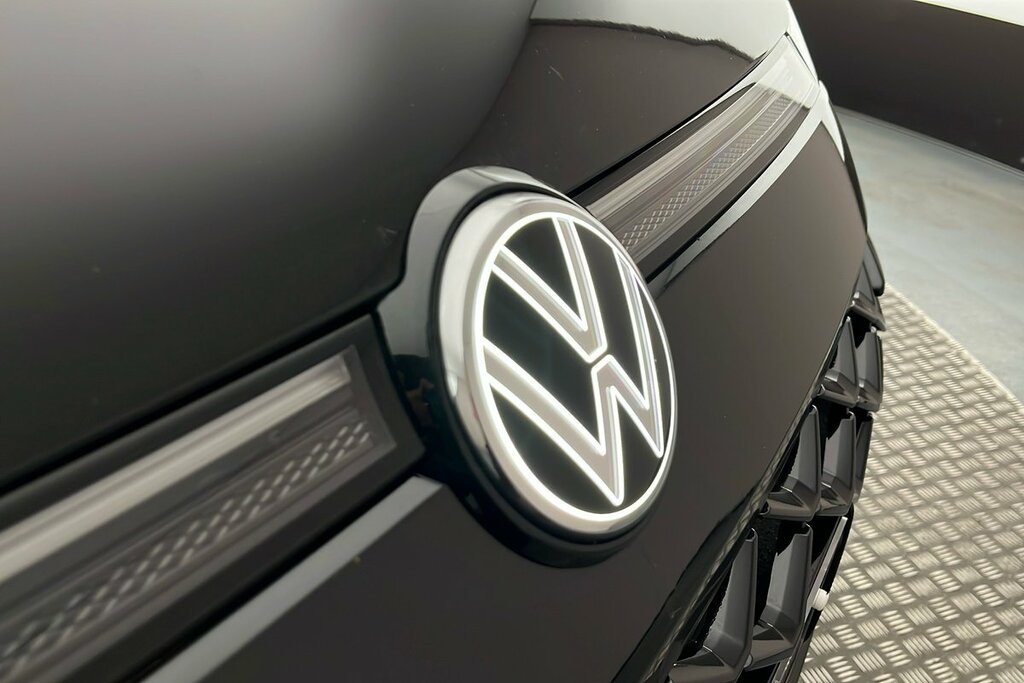 Volkswagen T-Roc 1.5 Tsi Black Edition Plus Black #21