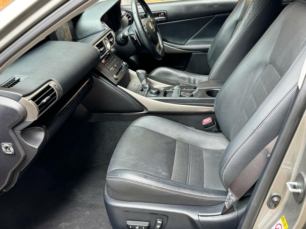 Lexus IS 2.5 300H Advance E-cvt Euro 6 Ss AJ15CPU Silver #4
