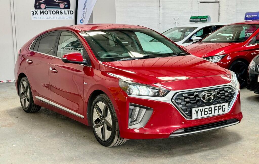 Hyundai Ioniq 1.6 H-gdi Premium Se Dct Euro 6 Ss YY69FPG Red #2