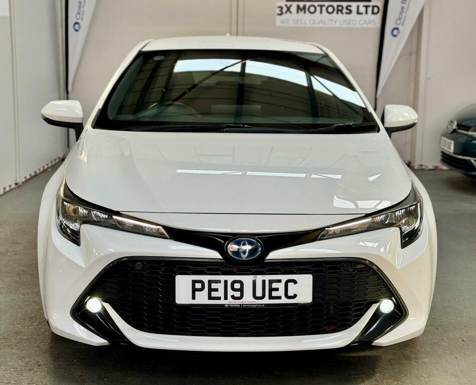Toyota Corolla 1.8 Vvt-h Design Cvt Euro 6 Ss PE19UEC White #4