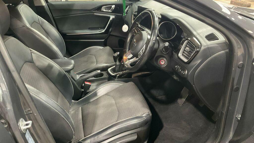 Kia Ceed 1.4 T-gdi 3 Euro 6 Ss Grey #3