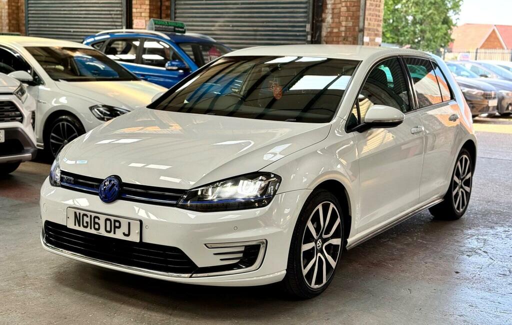 Volkswagen Golf 1.4 Tsi Gte Dsg Euro 6 Ss White