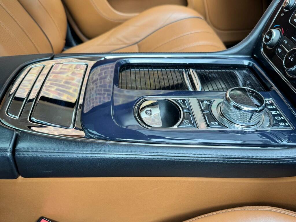 Jaguar XJ Tdvi Sovereign Silver #22