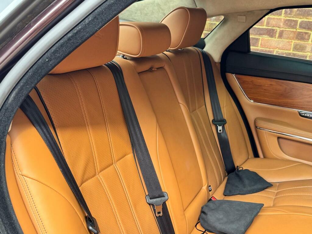 Jaguar XJ Tdvi Sovereign Silver #38