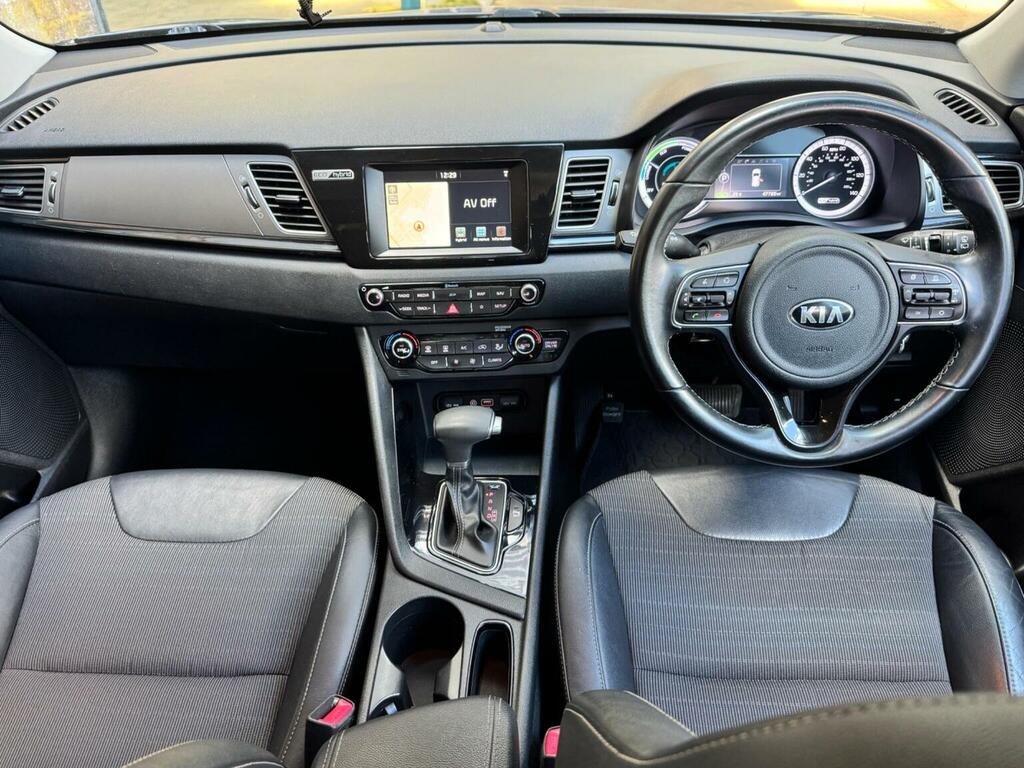 Kia Niro 1.6 Gdi 2 Dct Euro 6 Ss PE69YMP Grey #4