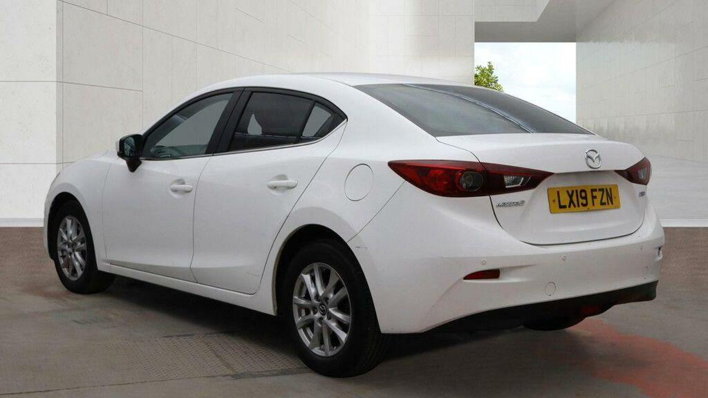 Mazda 3 2.0 Skyactiv-g Se-l Nav Fastback Euro 6 Ss White #3