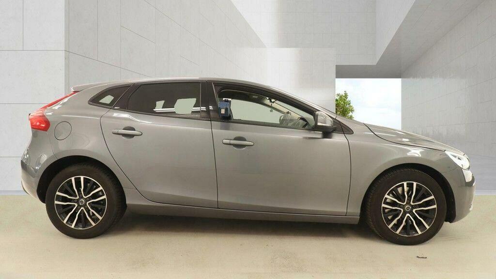 Volvo V40 2.0 D2 Momentum Nav Plus Euro 6 Ss Grey #6
