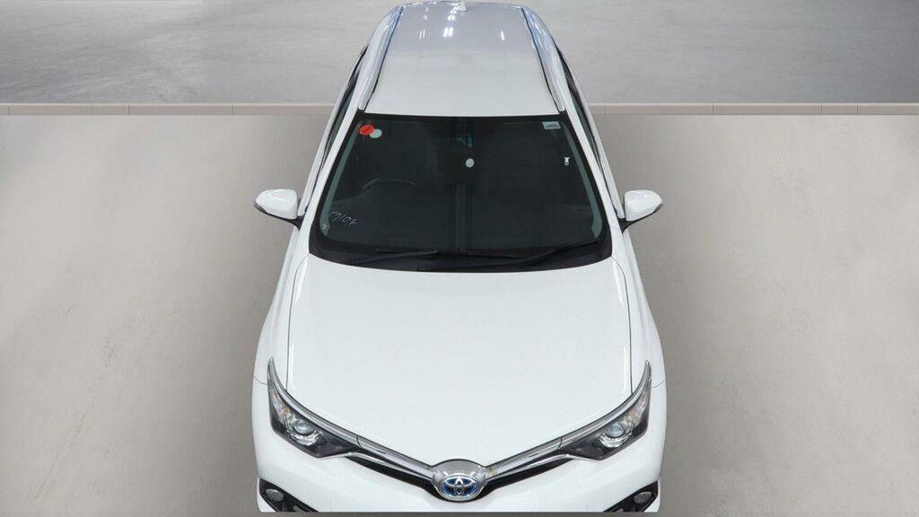 Toyota Auris Hatchback Blue #8