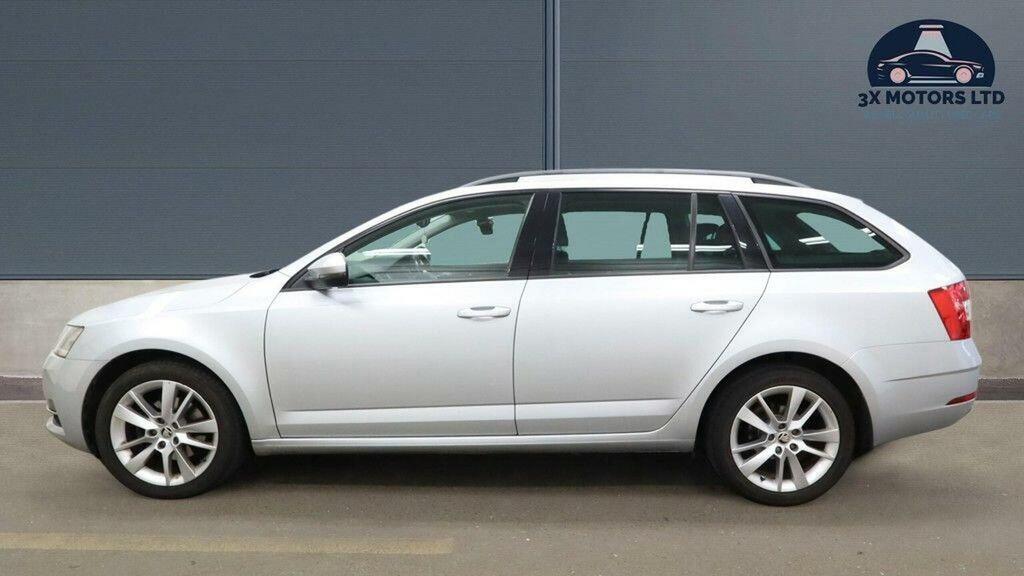 Skoda Octavia 2.0 Tdi Cr Se Technology Grey #7