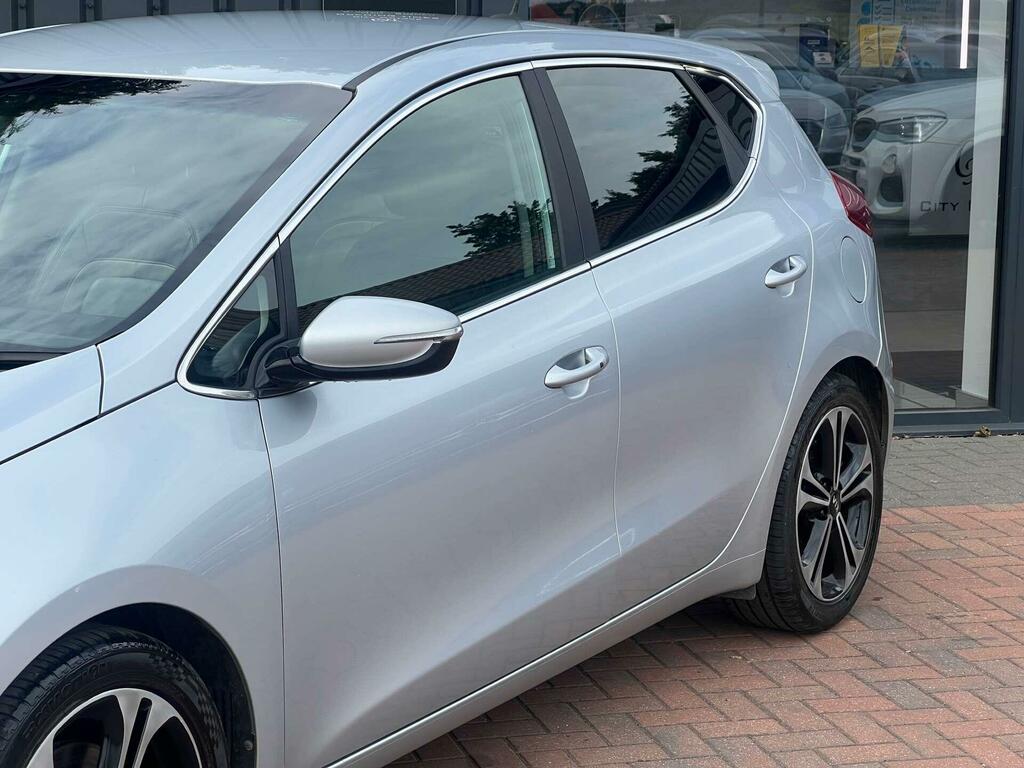 Kia Ceed 1.6 Crdi 4 Euro 6 Ss Silver #2
