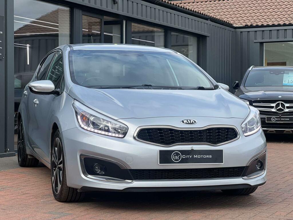 Kia Ceed 1.6 Crdi 4 Euro 6 Ss Silver #4