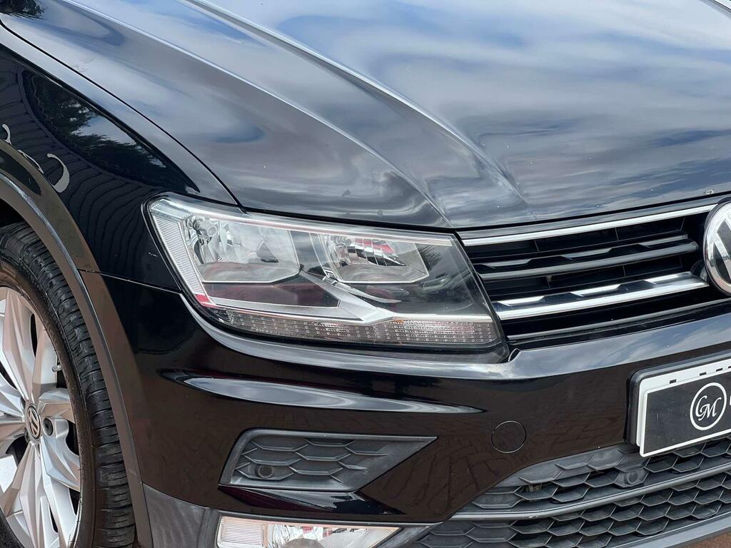 Volkswagen Tiguan 2.0 Tdi Bluemotion Tech Se Navigation Dsg Euro 6 Black #5