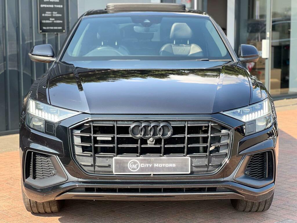 Audi Q8 S Line Black #3