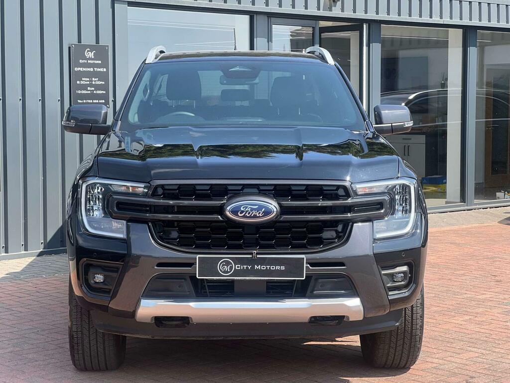 Ford Ranger Wildtrak Black #3