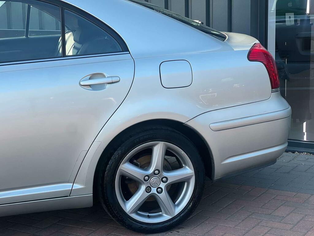 Toyota Avensis 1.8 Vvt-i T3-x Grey #27
