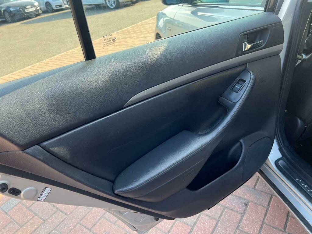 Toyota Avensis 1.8 Vvt-i T3-x Grey #25