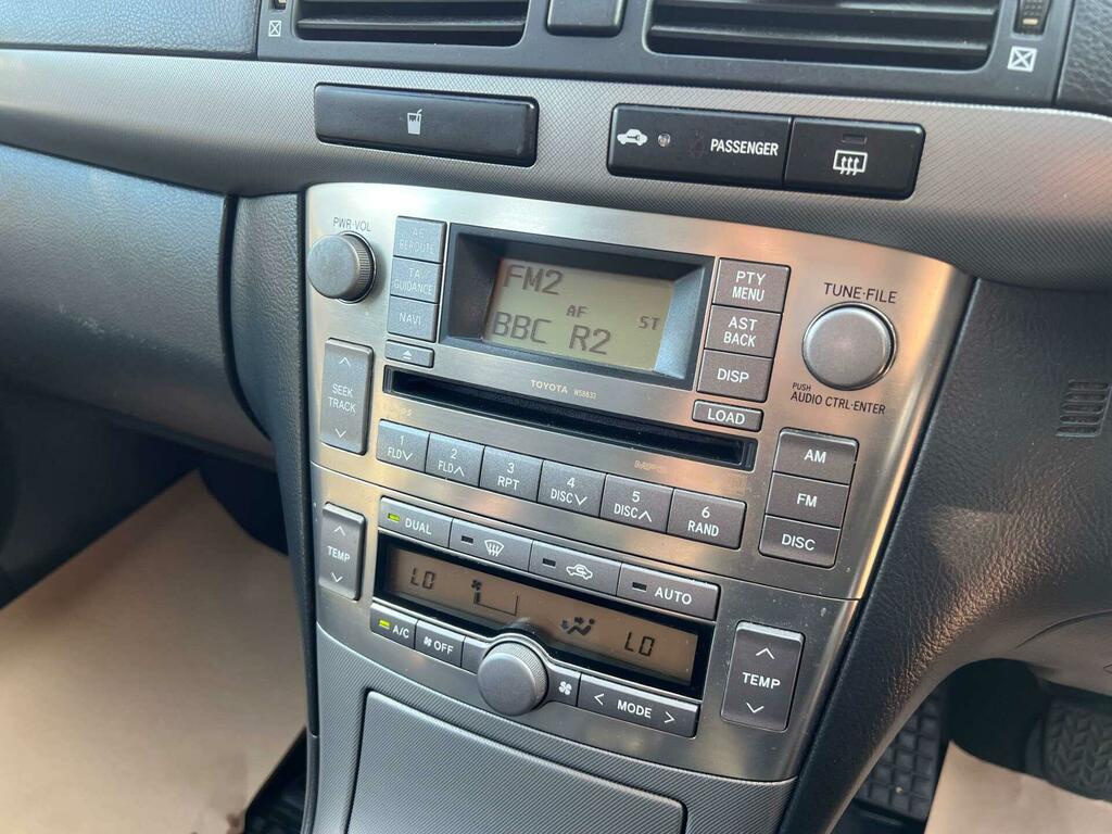 Toyota Avensis 1.8 Vvt-i T3-x Grey #16
