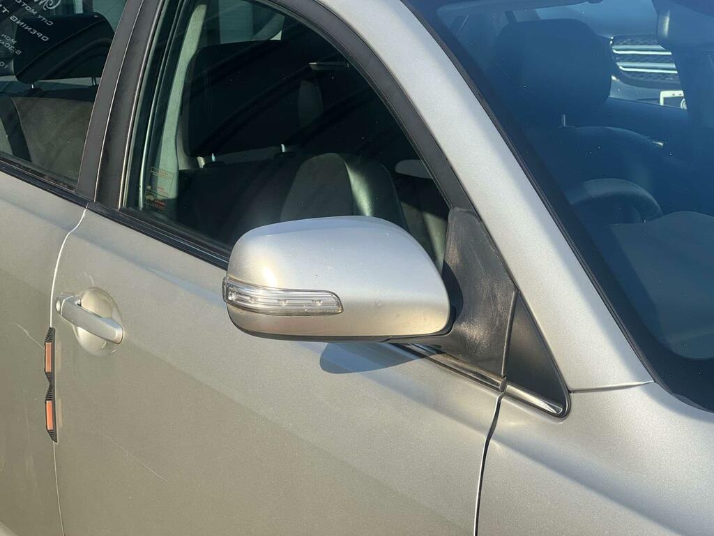 Toyota Avensis 1.8 Vvt-i T3-x Grey #29