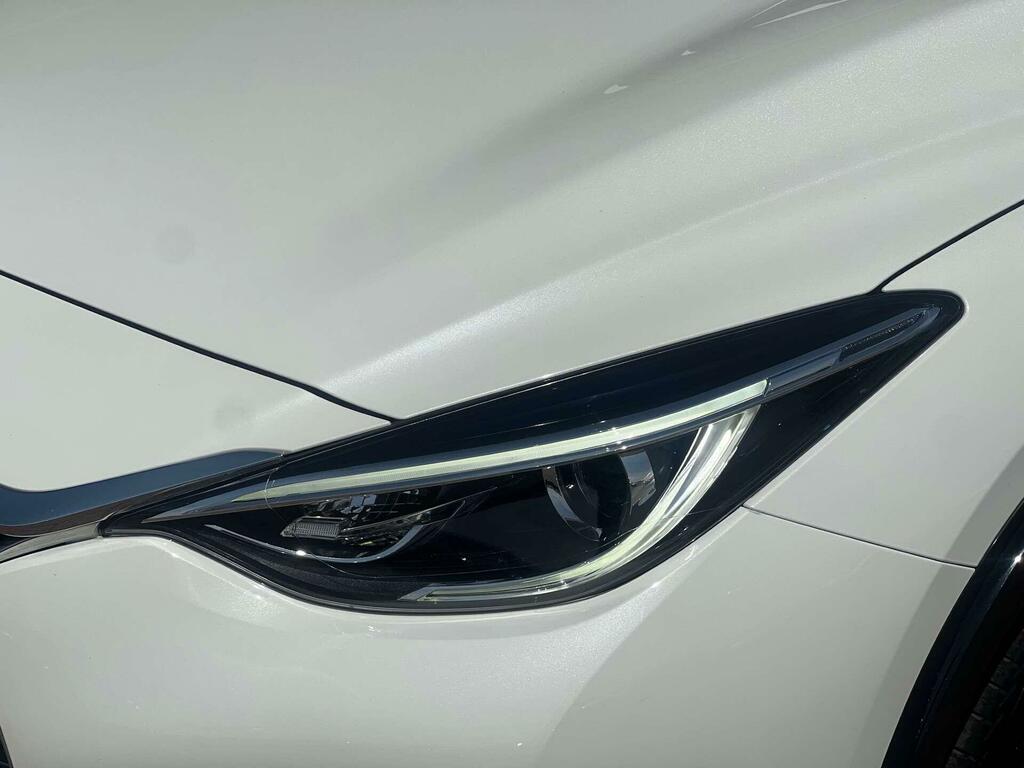 Infiniti Q30 Hatchback Grey #15