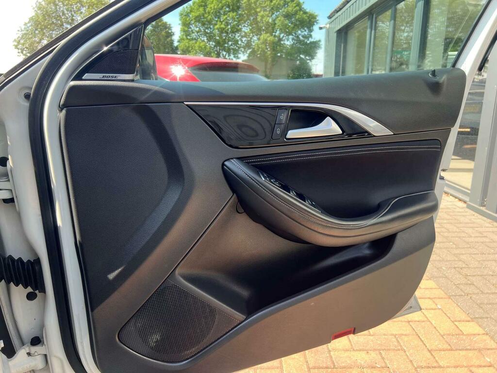 Infiniti Q30 Hatchback Grey #17