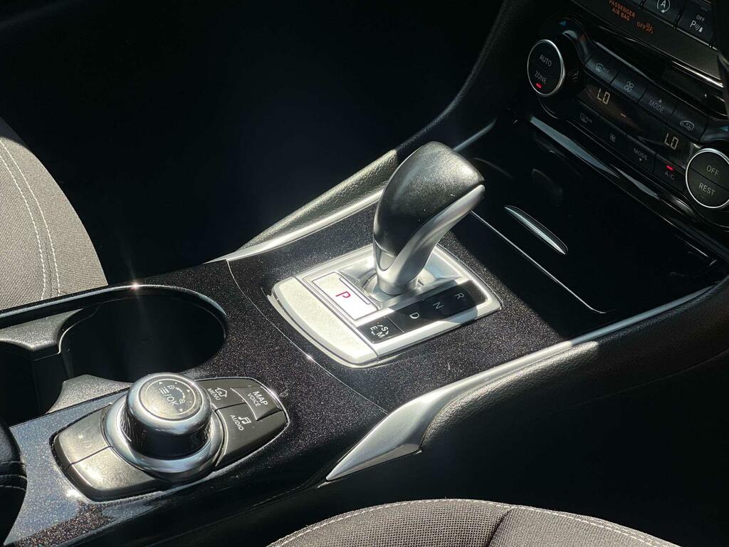 Infiniti Q30 Hatchback Grey #23