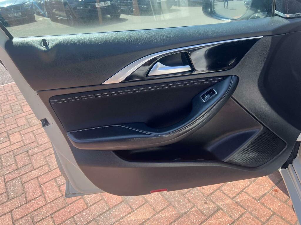 Infiniti Q30 Hatchback Grey #37