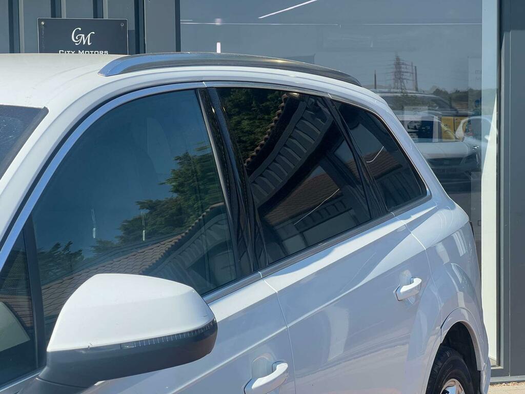 Audi Q7 S Line White #2