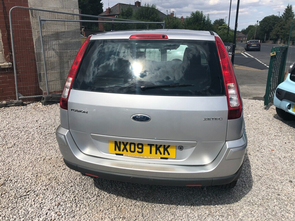 Ford Fusion 1.6 Zetec Climate Silver #5