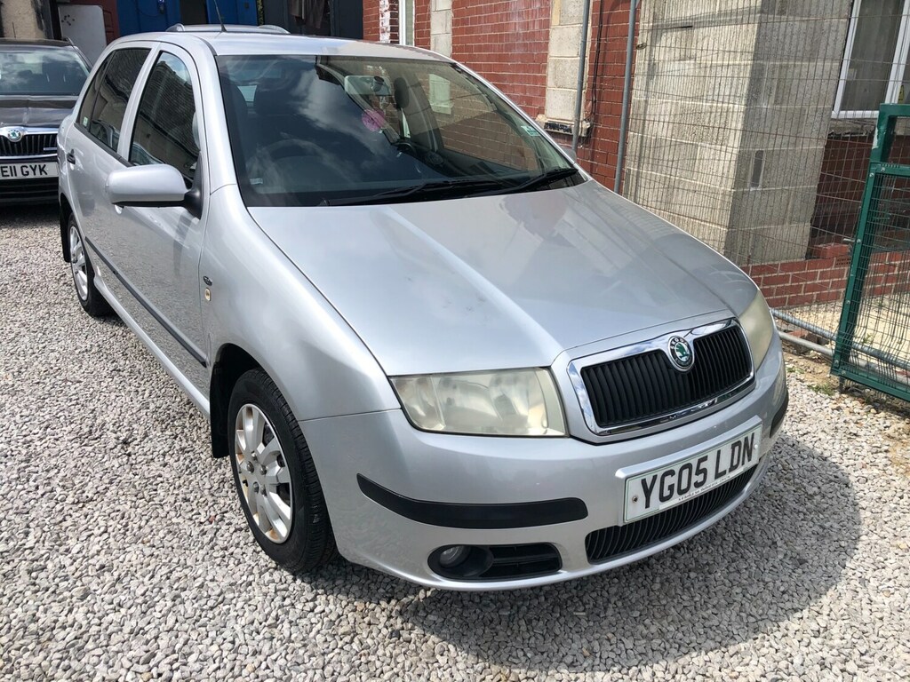 Skoda Fabia 1.2 12V Ambiente 64Hp Silver
