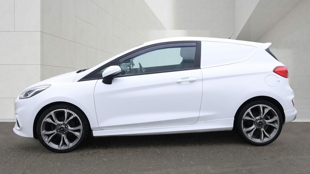 Ford Fiesta Ford Fiesta 2019 DU19ART White #6