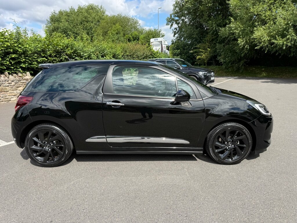 DS DS 3 1.6 Bluehdi Prestige Ss Black 0 Tax Black #3